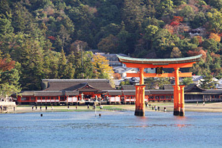 Temple Itsukushima-jinja